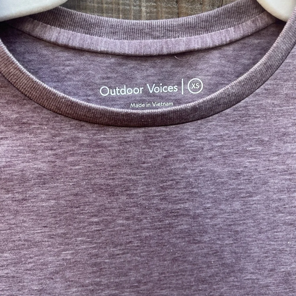 Outdoor Voices Women's Cropped T-Shirt Size XS Short Sleeve Purple Relaxed Fit